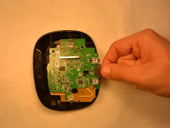 Logitech Harmony Smart Control Charging Port Replacement: crwdns2935265:05crwdnd2935265:02crwdnd2935265:03crwdne2935265:0