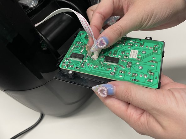 Gourmia GAF536 Screen Circuit Board Replacement: crwdns2935265:07crwdnd2935265:02crwdnd2935265:03crwdne2935265:0