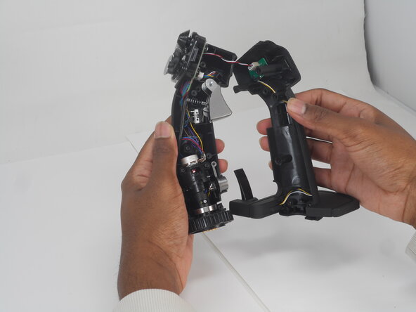 Logitech G X56 HOTAS Joystick Disassembly: crwdns2935265:03crwdnd2935265:02crwdnd2935265:02crwdne2935265:0