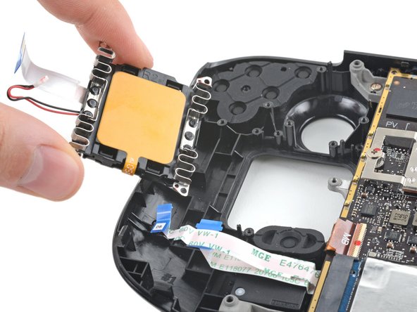 Steam Deck Right Touchpad Replacement, Remove the right touchpad: crwdns2935265:025crwdnd2935265:03crwdnd2935265:03crwdne2935265:0