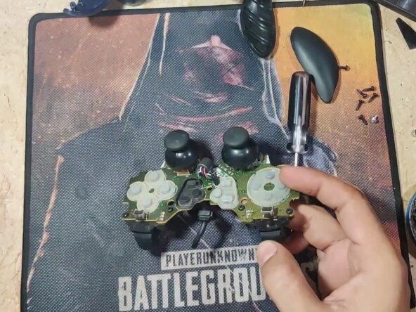 Logitech Gamepad F310 Cable Replacement: crwdns2935265:03crwdnd2935265:03crwdnd2935265:03crwdne2935265:0