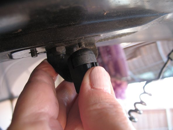 2001 Chevrolet Suburban Rear Window Struts Replacement: crwdns2935265:06crwdnd2935265:02crwdnd2935265:02crwdne2935265:0