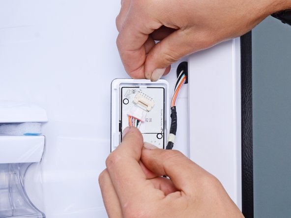 Samsung Refrigerator Control Panel Replacement: crwdns2935265:05crwdnd2935265:02crwdnd2935265:02crwdne2935265:0