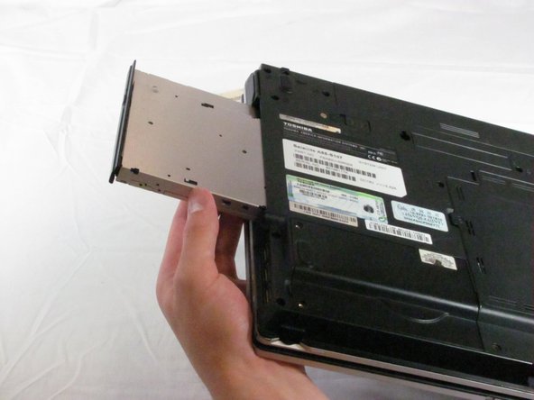 Toshiba Satellite A85-S107 15" Disc Drive Replacement: crwdns2935265:05crwdnd2935265:03crwdnd2935265:03crwdne2935265:0