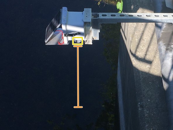 Depth Sensor Node Bridge Mounted Replacement Procedure, Measure and record the distance from the bottom of the depth sensor node to the bottom of the river: crwdns2935265:06crwdnd2935265:02crwdnd2935265:02crwdne2935265:0