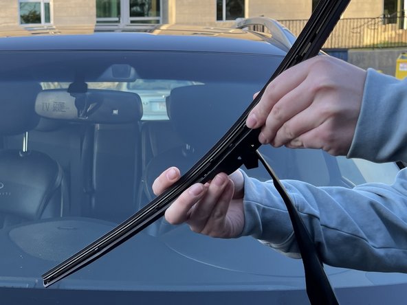 2014 Infiniti QX50 Windshield Wiper Replacement: crwdns2935265:03crwdnd2935265:02crwdnd2935265:03crwdne2935265:0