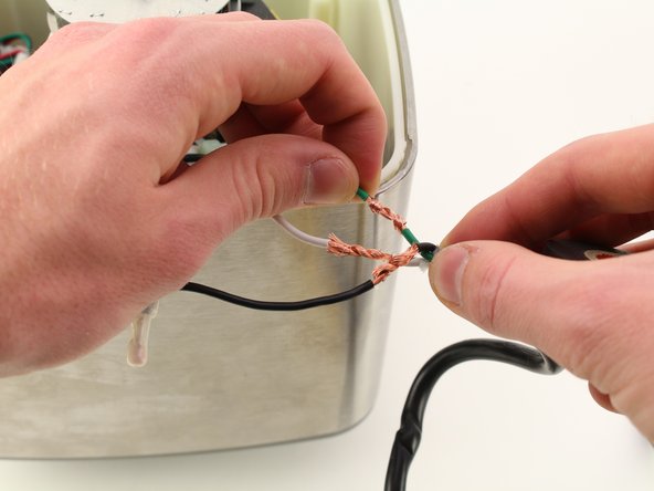 Wolf Gourmet WGBL100S Power Cord Replacement: crwdns2935265:09crwdnd2935265:02crwdnd2935265:02crwdne2935265:0