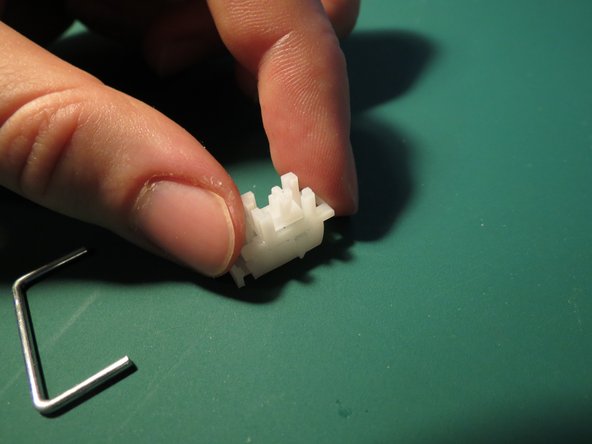 Kogan RGB Mechanical Keyboard Teardown, Disassemble key supports: crwdns2935265:09crwdnd2935265:02crwdnd2935265:03crwdne2935265:0