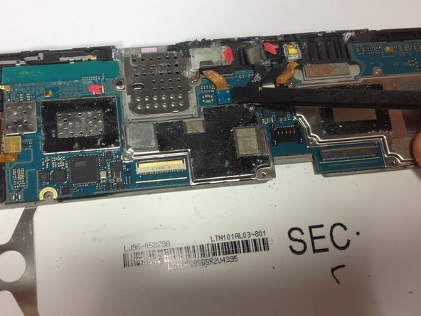 Samsung Galaxy Tab 10.1 Motherboard Replacement, Front Camera, Micro SD card/headphone Connection: crwdns2935265:09crwdnd2935265:02crwdnd2935265:02crwdne2935265:0