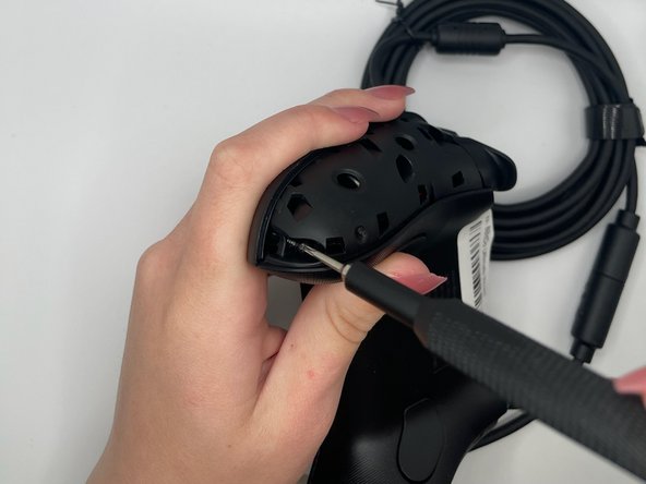 8BitDo Ultimate Wired Bumper Replacement: crwdns2935265:05crwdnd2935265:02crwdnd2935265:03crwdne2935265:0