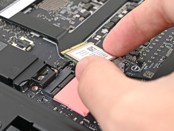 Framework Desktop Mainboard Replacement, Reposition the Wi-Fi module: Schritt 31, Bild 2 von 3