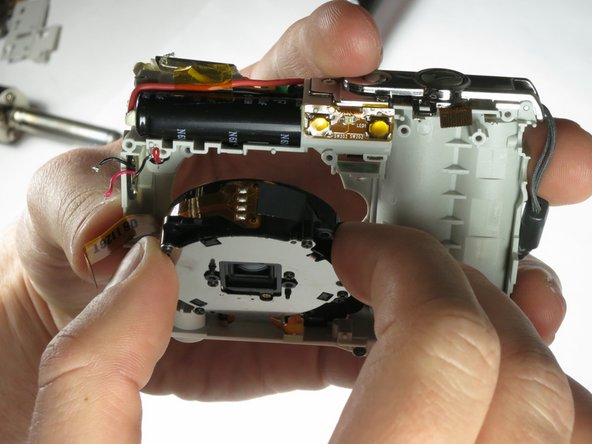 Olympus FE-170 Lens Replacement: crwdns2935265:018crwdnd2935265:02crwdnd2935265:03crwdne2935265:0