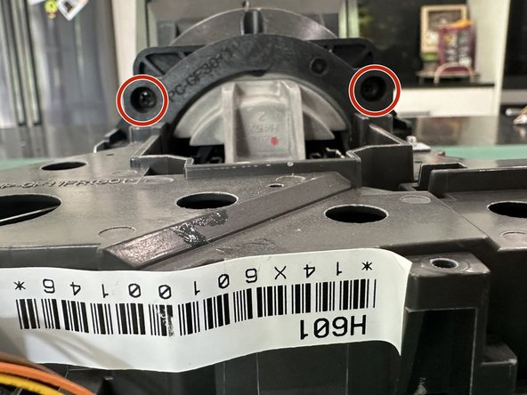 Epson EB-575 Projector Teardown, Light Path and Lens Separation: crwdns2935265:019crwdnd2935265:02crwdnd2935265:02crwdne2935265:0