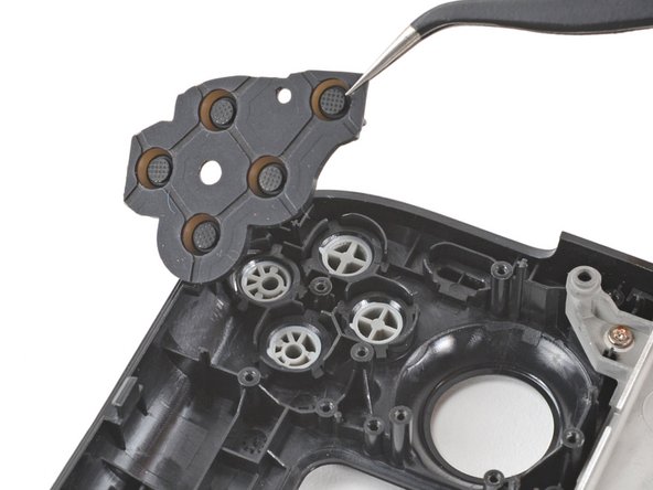 Steam Deck Front Shell Replacement, Remove the action buttons membrane: crwdns2935265:090crwdnd2935265:02crwdnd2935265:02crwdne2935265:0