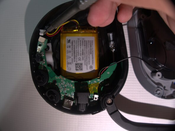 Turtle Beach Stealth 700 Gen 3 Battery Replacement: step 5, image 2 of 2