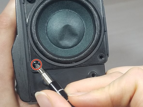 Bose Cinemate 10 Subwoofer Replacement, Subwoofer: crwdns2935265:05crwdnd2935265:02crwdnd2935265:02crwdne2935265:0