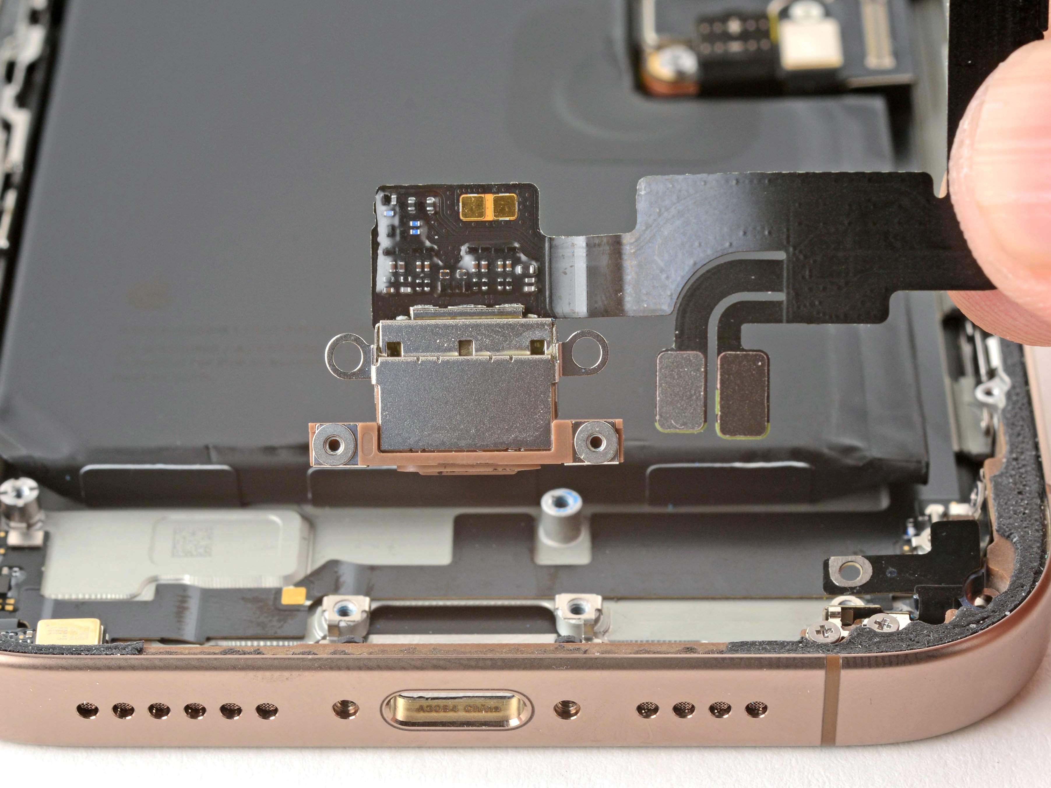 laurel, ms repair nearby iPhone 16 Pro Max Charge Port Replacement