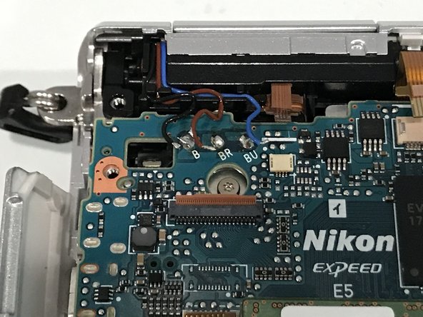 Nikon 1 J5 Main PCB Replacement, Desolder Flash Condenser and Tube: crwdns2935265:014crwdnd2935265:02crwdnd2935265:02crwdne2935265:0