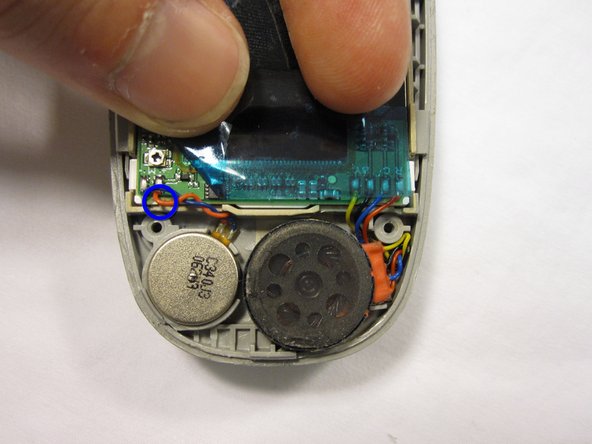 LG VX5200 LCD Screen Replacement, LCD Screen: crwdns2935265:07crwdnd2935265:02crwdnd2935265:02crwdne2935265:0