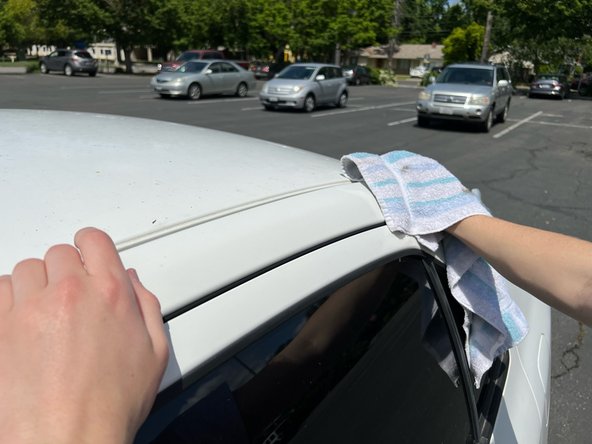 2007-2011 Toyota Yaris Drip Rail Replacement: crwdns2935265:03crwdnd2935265:03crwdnd2935265:03crwdne2935265:0