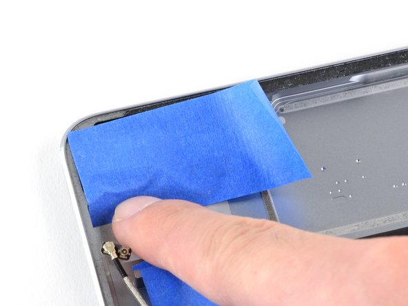 iPad Pro 9.7" Battery Replacement: step 103, image 2 of 3