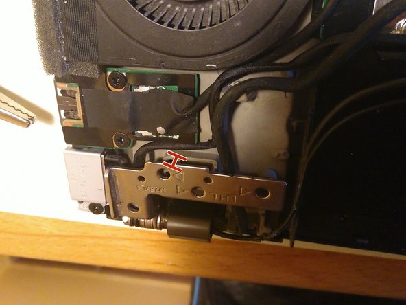 Lenovo Thinkpad T440s Display Assembly Replacement, Disconnect the hinges: stap 0, afbeelding 3 van 3