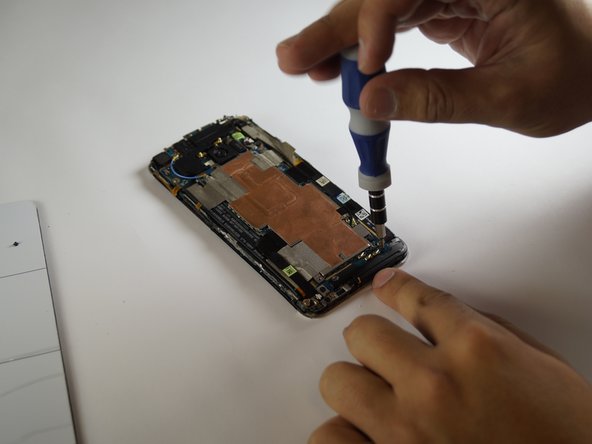 HTC One Front Panel Replacement: crwdns2935265:06crwdnd2935265:02crwdnd2935265:03crwdne2935265:0