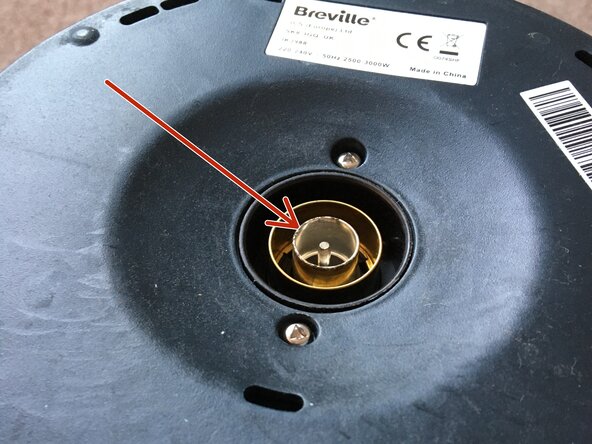 Breville basic electric jug kettle 3000W tempremental, View of arcing damage: crwdns2935265:01crwdnd2935265:02crwdnd2935265:02crwdne2935265:0