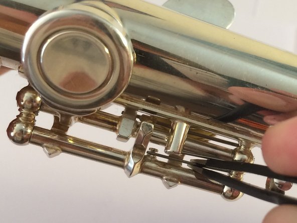 Repairing Flute Felt Key Pads: crwdns2935265:030crwdnd2935265:02crwdnd2935265:02crwdne2935265:0