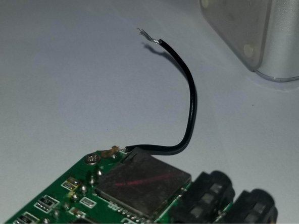 TD-V26 Speaker and Antenna Replacement: crwdns2935265:011crwdnd2935265:03crwdnd2935265:03crwdne2935265:0