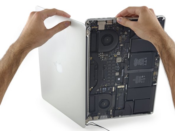 MacBook Pro 15インチ Retina Display Mid 2015のディスプレイ