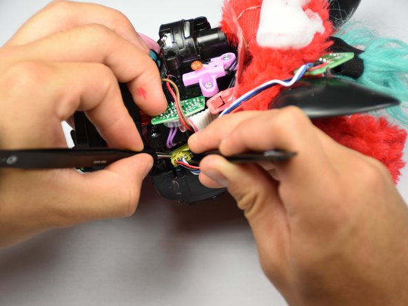 Hasbro furby 2012 DC Motor Replacement: crwdns2935265:014crwdnd2935265:02crwdnd2935265:02crwdne2935265:0