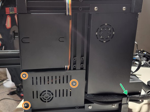 1. BLV Ender 3 V2 Disassembly, Motherboard/LCD Removal: crwdns2935265:07crwdnd2935265:02crwdnd2935265:03crwdne2935265:0