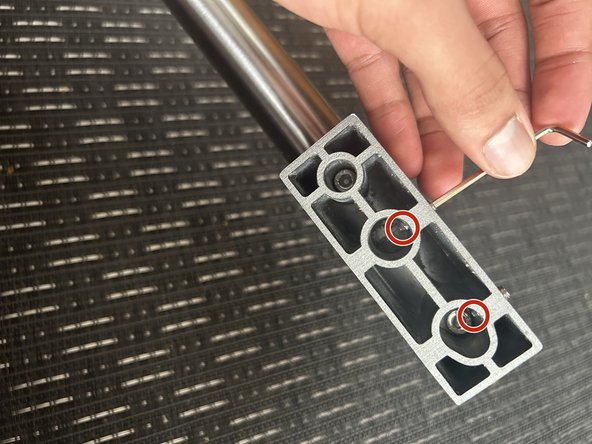 Frigidaire FPBS2778UF5 Drawer Handle Replacement: adım 6, 3 resimden 2.