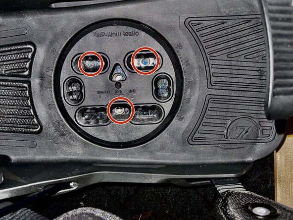 Burton 3D Snowboard Binding Replacement: step 4, image 1 of 1