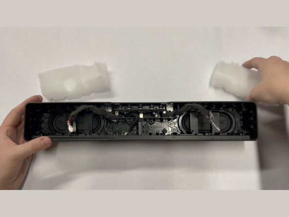 Razer Leviathan V2 X Disassembly Guide, Remove speaker batting: crwdns2935265:016crwdnd2935265:02crwdnd2935265:02crwdne2935265:0