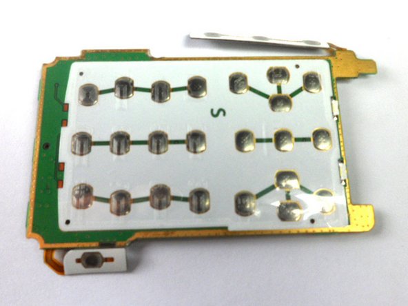 LG VX8700 Motherboard Replacement: crwdns2935265:07crwdnd2935265:02crwdnd2935265:02crwdne2935265:0