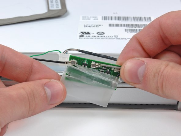 PowerBook G4 Aluminum 17" 1-1.67 GHz LCD Replacement: crwdns2935265:016crwdnd2935265:02crwdnd2935265:02crwdne2935265:0