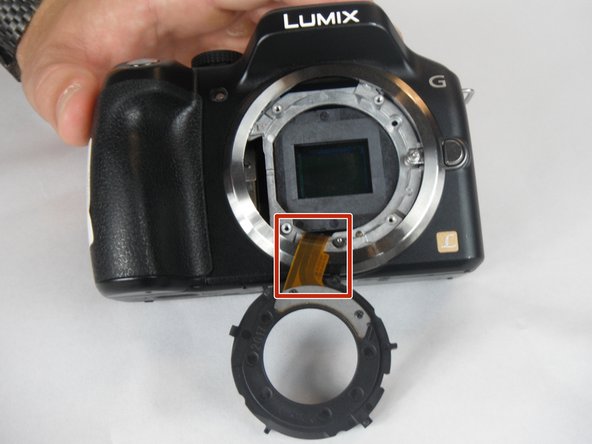 Panasonic Lumix DMC-G5 Lens Connection Assembly Replacement: crwdns2935265:03crwdnd2935265:02crwdnd2935265:02crwdne2935265:0