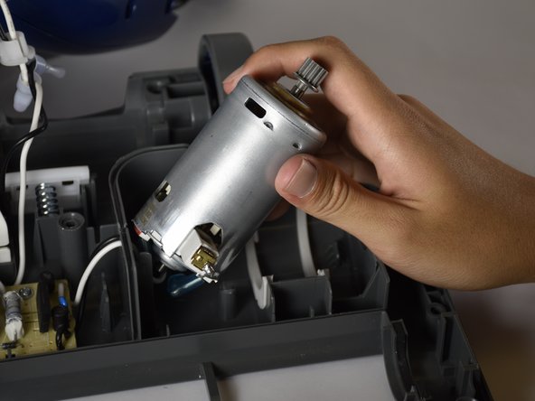 Shark Navigator Lift-Away Deluxe NV360 Roller Brush Motor Replacement, Roller Brush Motor: crwdns2935265:010crwdnd2935265:02crwdnd2935265:02crwdne2935265:0