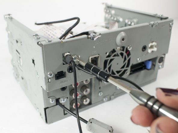 JVC KW-V820BT Cooling Fan Removal and Replacement, Rear Panel Removal and Replacement: crwdns2935265:07crwdnd2935265:02crwdnd2935265:03crwdne2935265:0