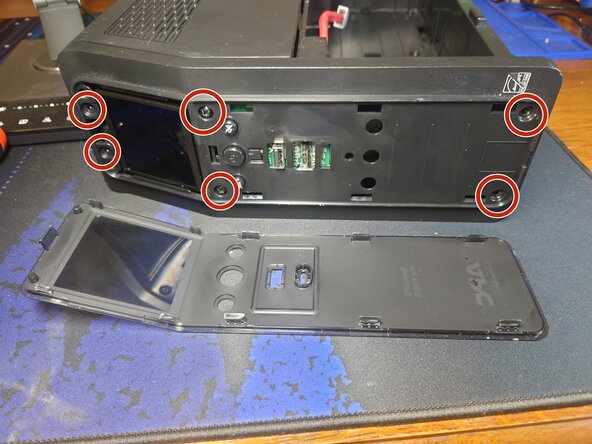 APC Back-UPS Pro 1000 S Teardown, Remove Face Plate: crwdns2935265:05crwdnd2935265:02crwdnd2935265:03crwdne2935265:0
