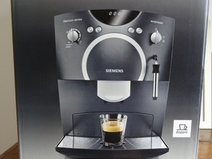 Reparación de CAFETERA NESPRESSO SIEMENS TK30 N 01 - iFixit