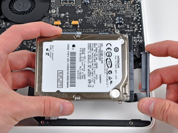 MacBook Unibody Model A1342 Mid 2010 Teardown: crwdns2935265:05crwdnd2935265:02crwdnd2935265:02crwdne2935265:0