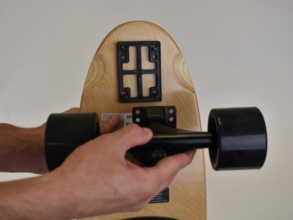 Hover-1 Coast Trucks Replacement: crwdns2935265:03crwdnd2935265:02crwdnd2935265:03crwdne2935265:0