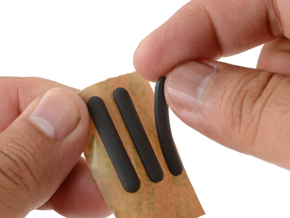 Logitech Signature Slim Solar+ Feet Replacement, Install a replacement foot: crwdns2935265:03crwdnd2935265:01crwdnd2935265:03crwdne2935265:0