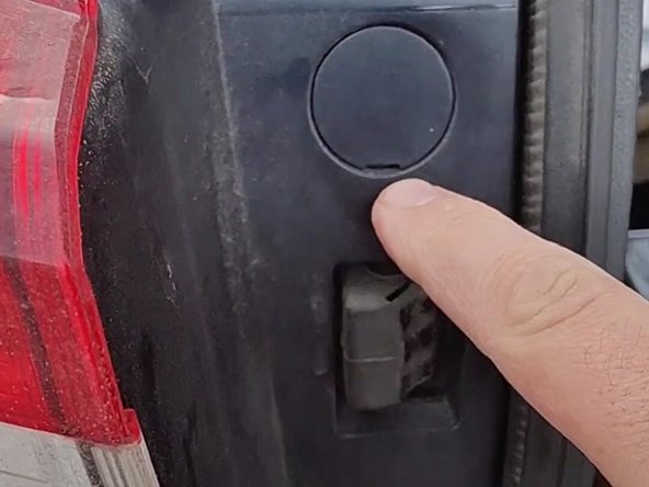 2017-Present Subaru Impreza Tail Lamp Replacement: crwdns2935265:02crwdnd2935265:02crwdnd2935265:02crwdne2935265:0