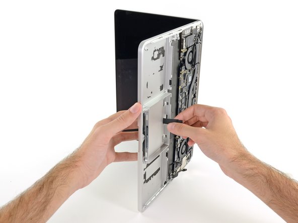 MacBook Pro 13" Retina Display Early 2013 Trackpad Replacement: crwdns2935265:042crwdnd2935265:02crwdnd2935265:02crwdne2935265:0