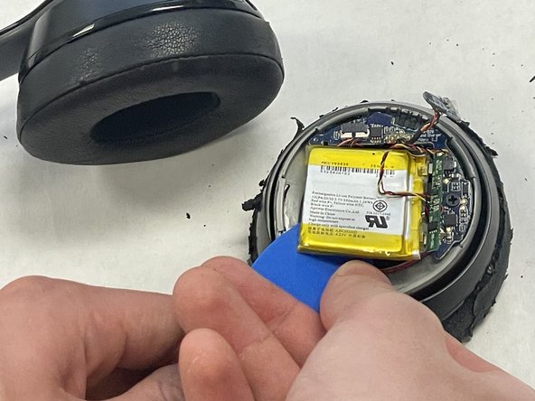 Beats Solo 2 Wireless Battery Replacement: crwdns2935265:04crwdnd2935265:02crwdnd2935265:03crwdne2935265:0