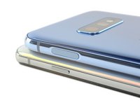 Samsung Galaxy S10 and S10e Teardown